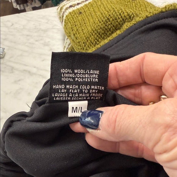 Everest Designers Wool Knit Skirt in Green and Cream Nordic Print Size M/L - Picture 3 of 9